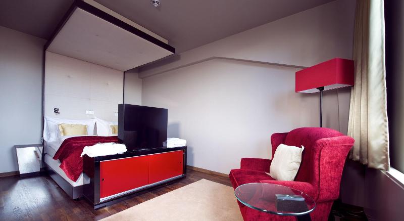 Home Hotel Folketeateret image