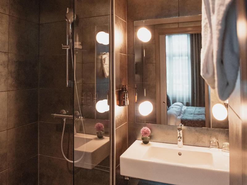 Home Hotel Folketeateret image