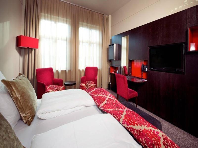 Home Hotel Folketeateret image