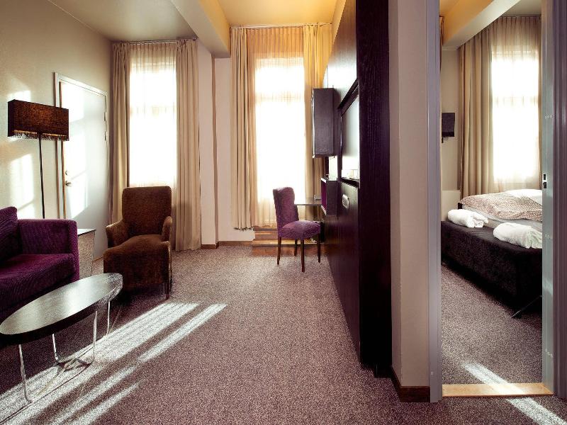 Home Hotel Folketeateret image