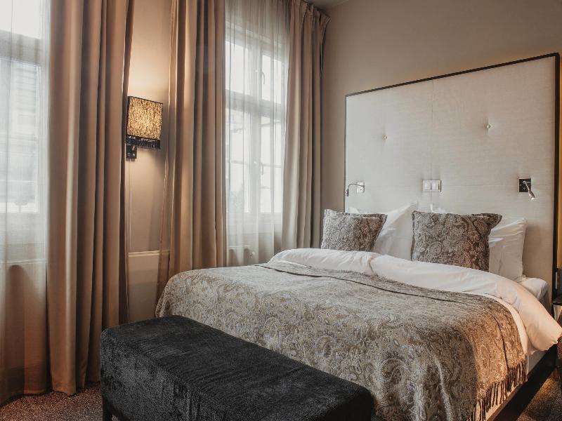 Home Hotel Folketeateret image