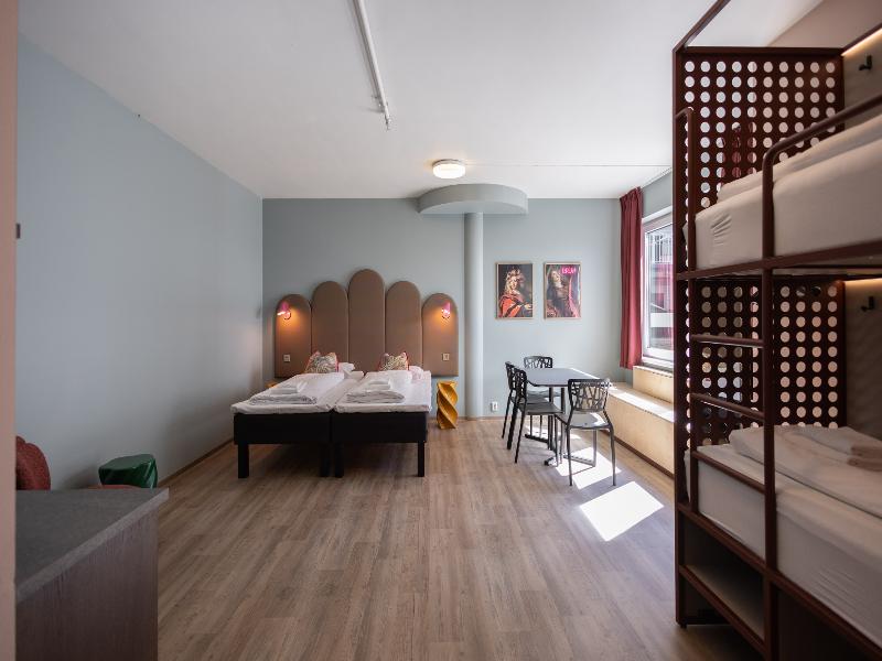 Bunks at Rode image