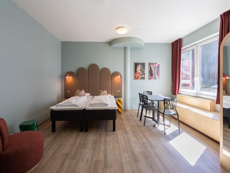 Bunks at Rode image