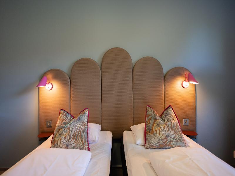 Bunks at Rode image