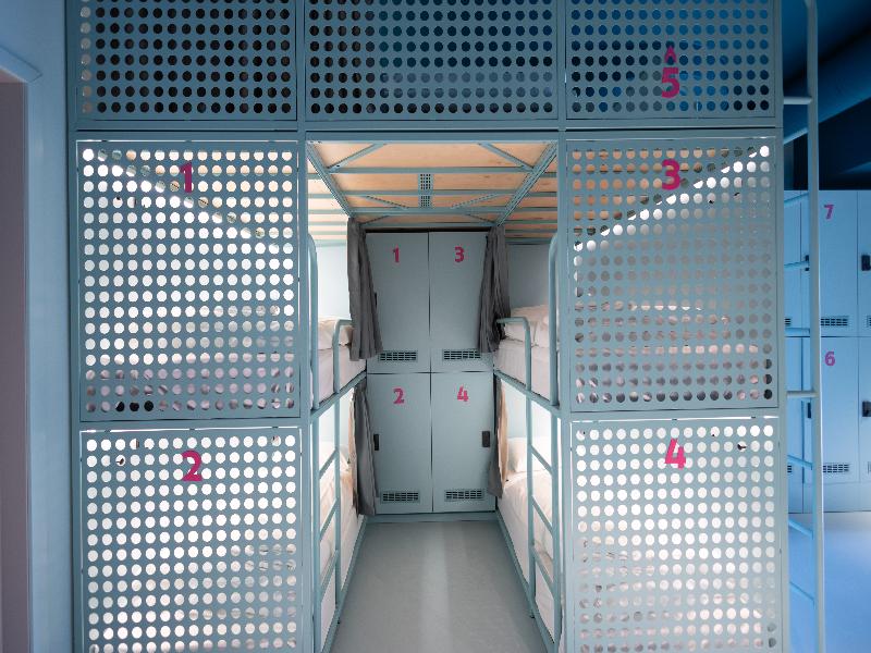Bunks at Rode image