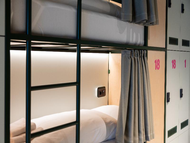 Bunks at Rode image