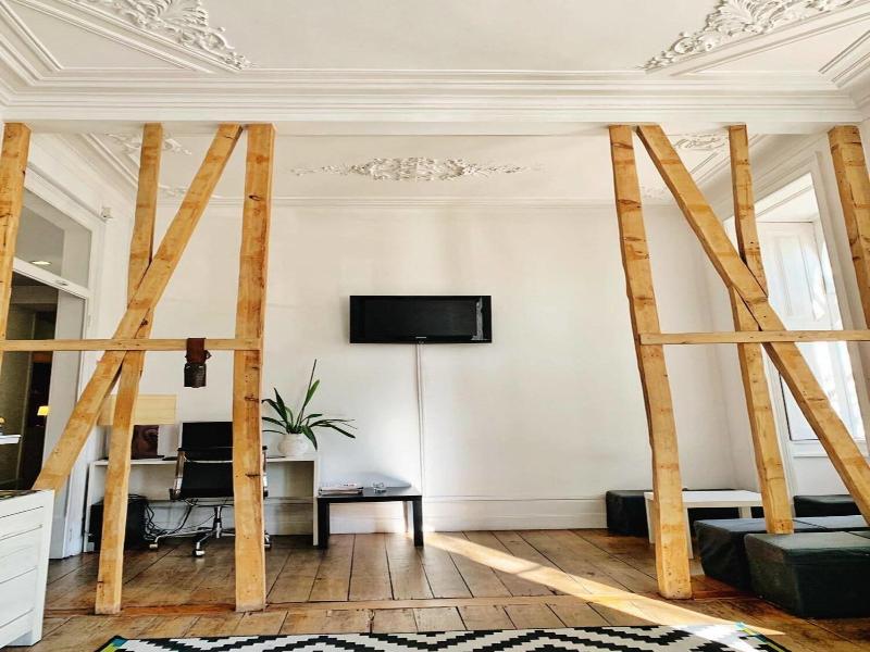 WW Hostel & Suites image