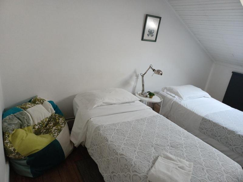WW Hostel & Suites image