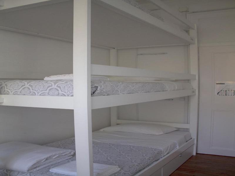 WW Hostel & Suites image