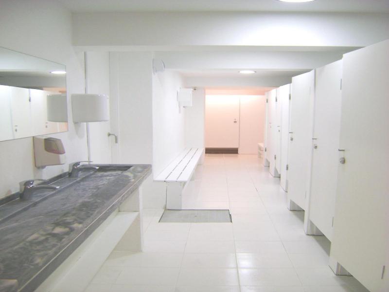 WW Hostel & Suites image