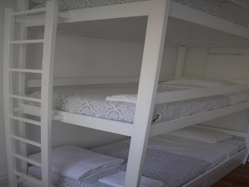 WW Hostel & Suites image