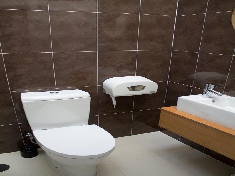 WW Hostel & Suites image