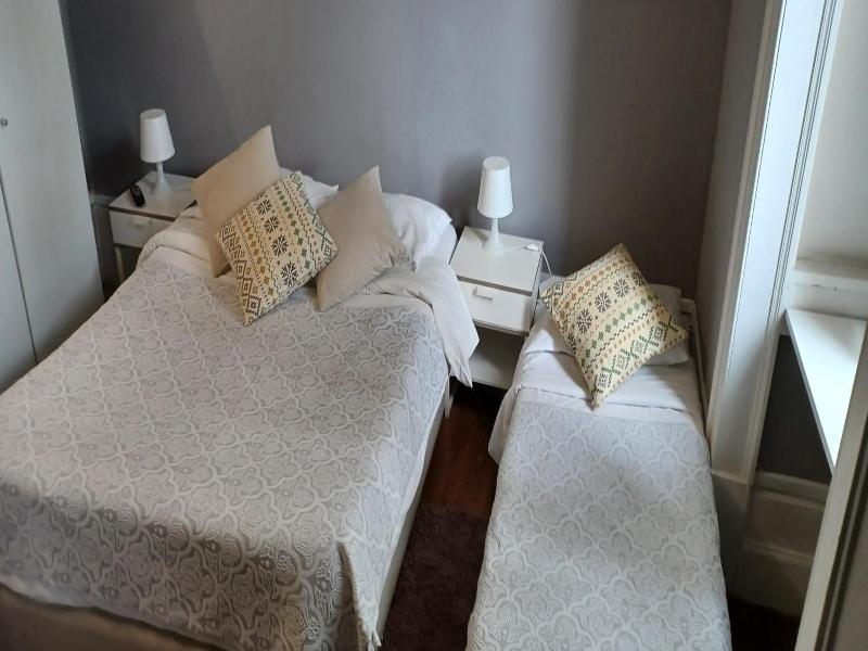 WW Hostel & Suites image