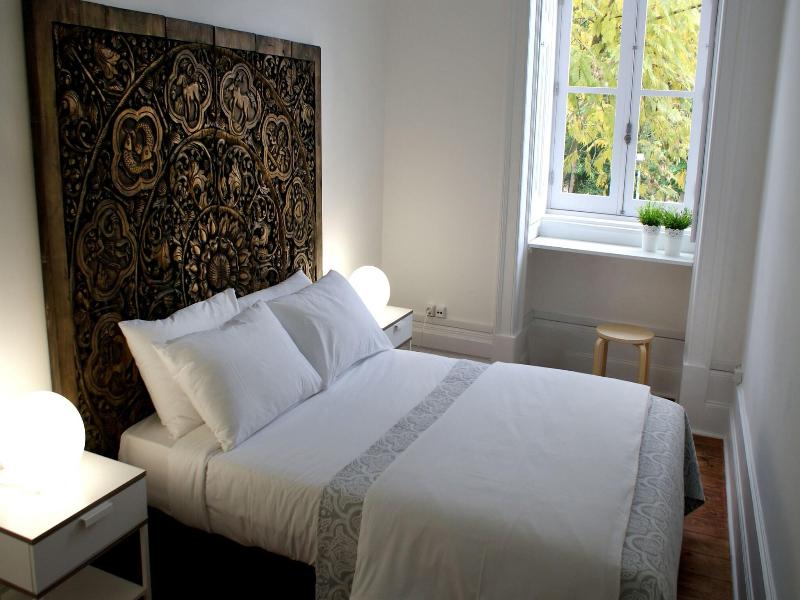 WW Hostel & Suites image