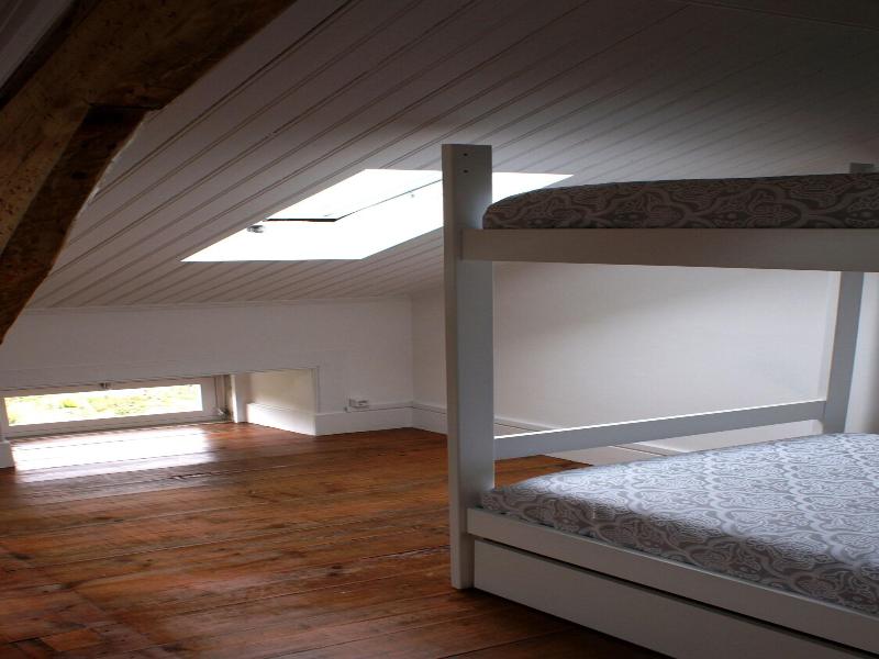 WW Hostel & Suites image