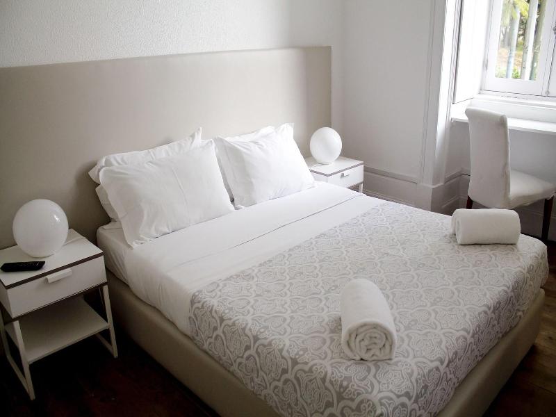 WW Hostel & Suites image