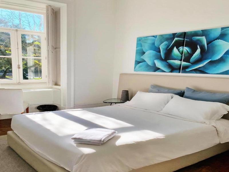 WW Hostel & Suites image