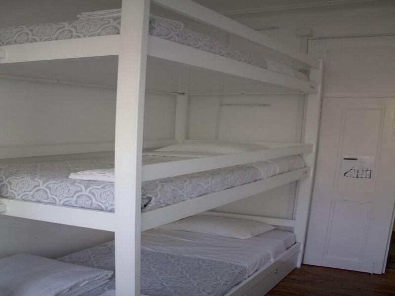 WW Hostel & Suites image
