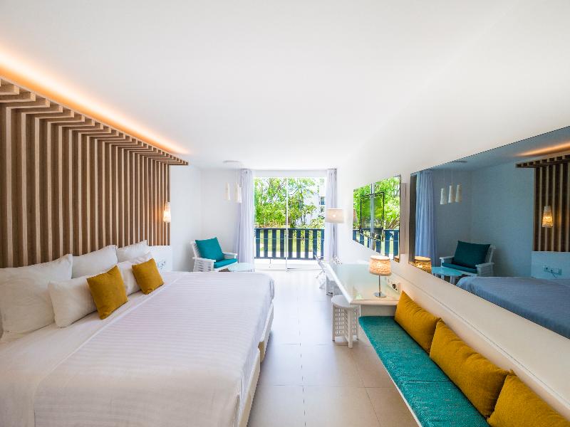 La Creole Beach Hotel & Spa image