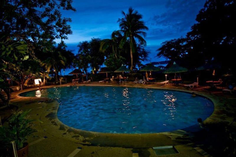 Matabungkay Beach Resort & Hotel