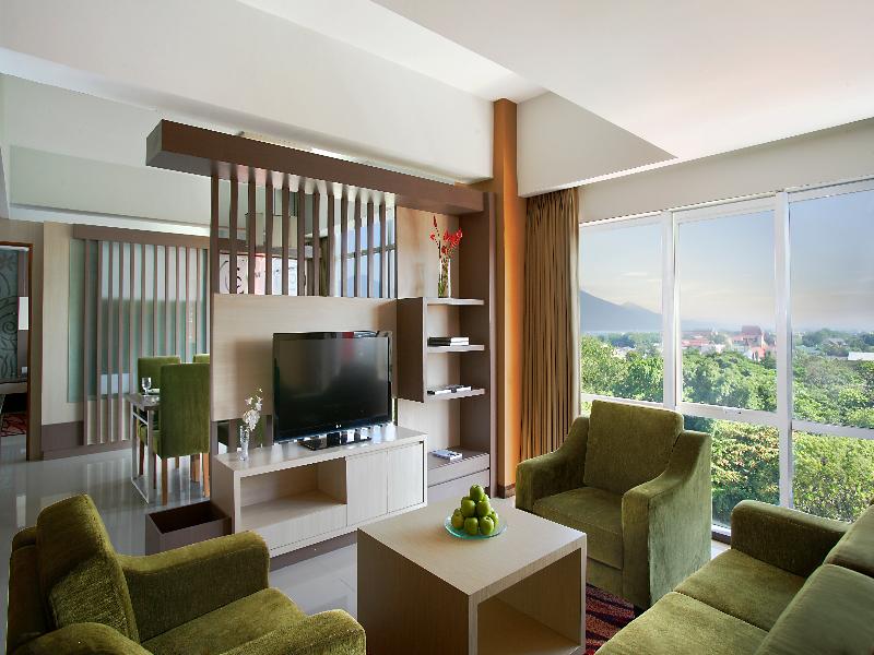 Hotel Santika Palu image