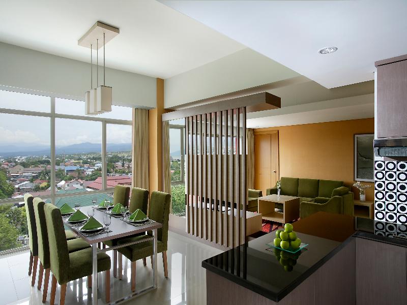 Hotel Santika Palu image
