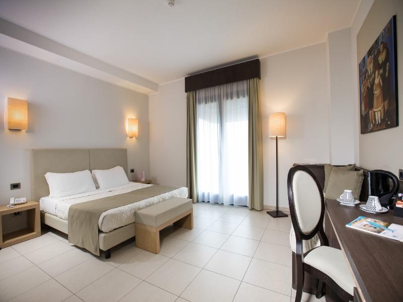 Lu Hotel Carbonia image