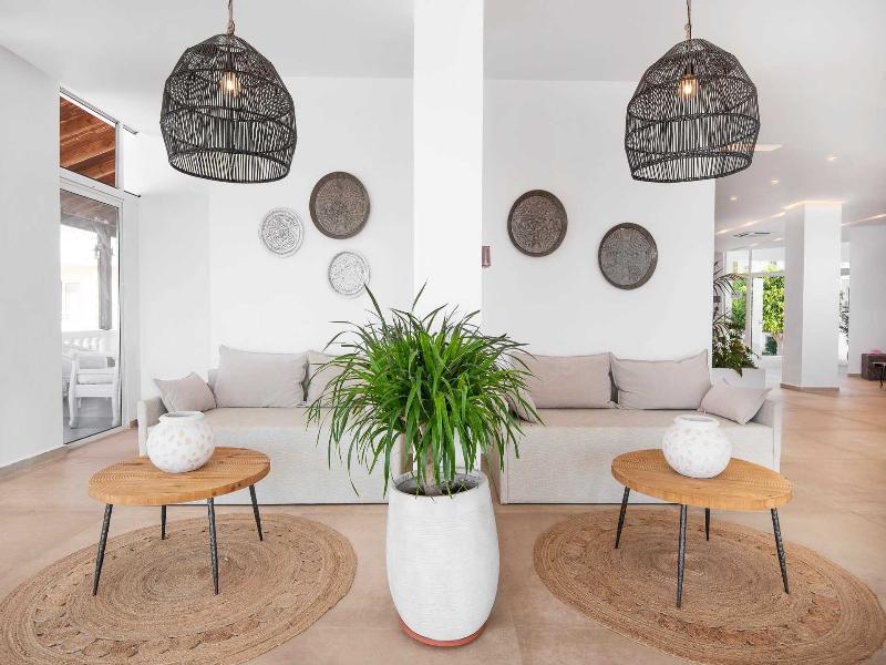 Elvita Beach Hotel image