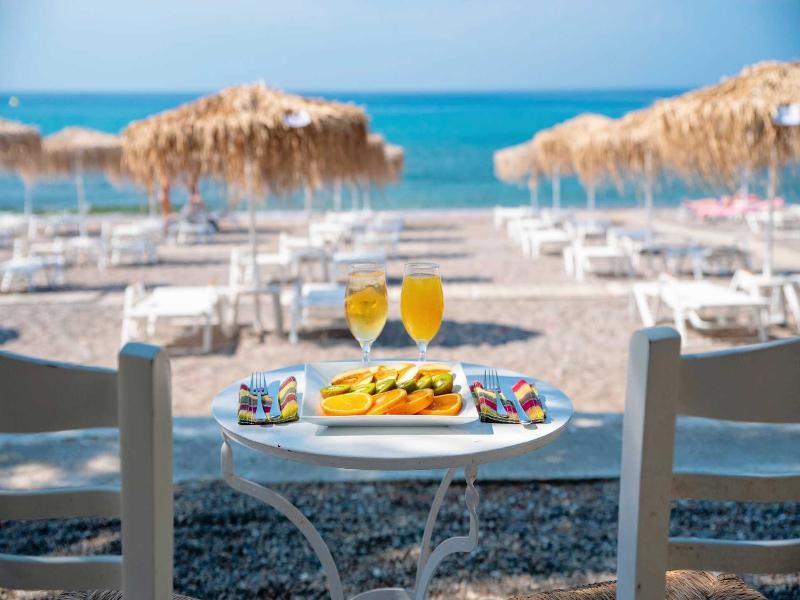 Elvita Beach Hotel — view