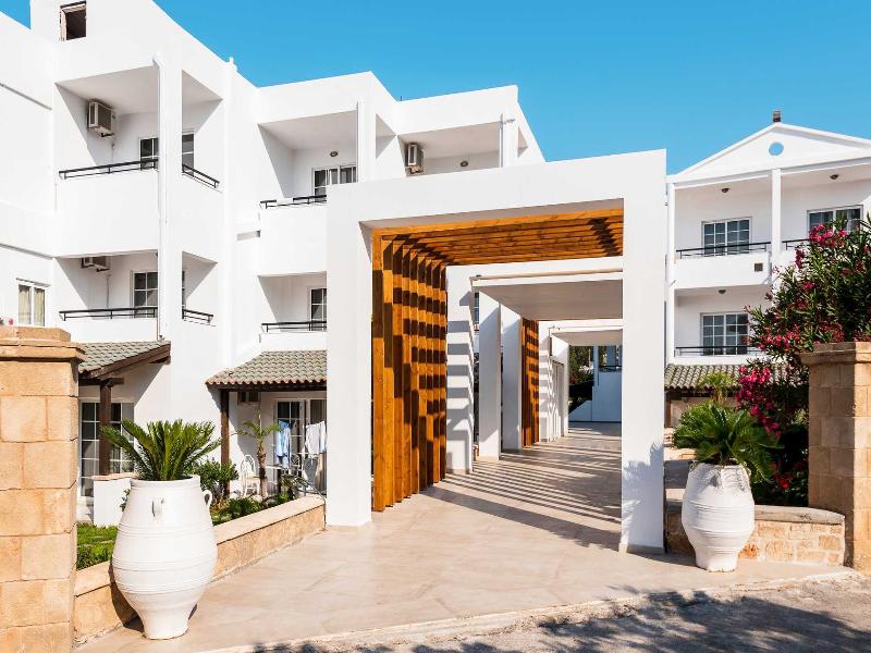 Elvita Beach Hotel image