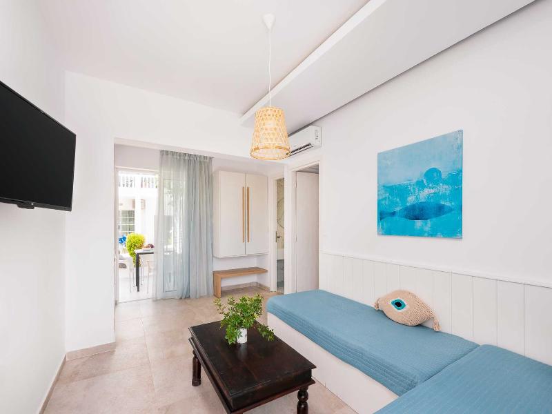 Elvita Beach Hotel image