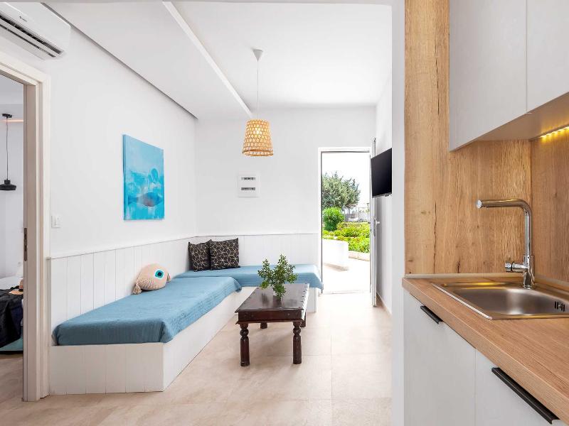Elvita Beach Hotel image