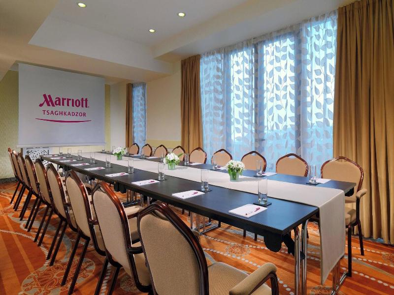 Marriott Hotel Tsaghkadzor image