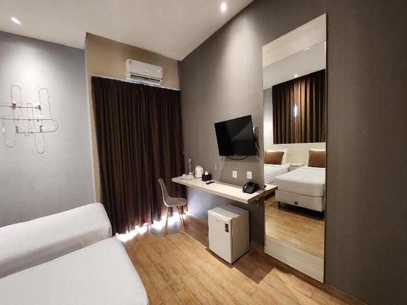 The Gloria Suites Grogol, Jakarta image
