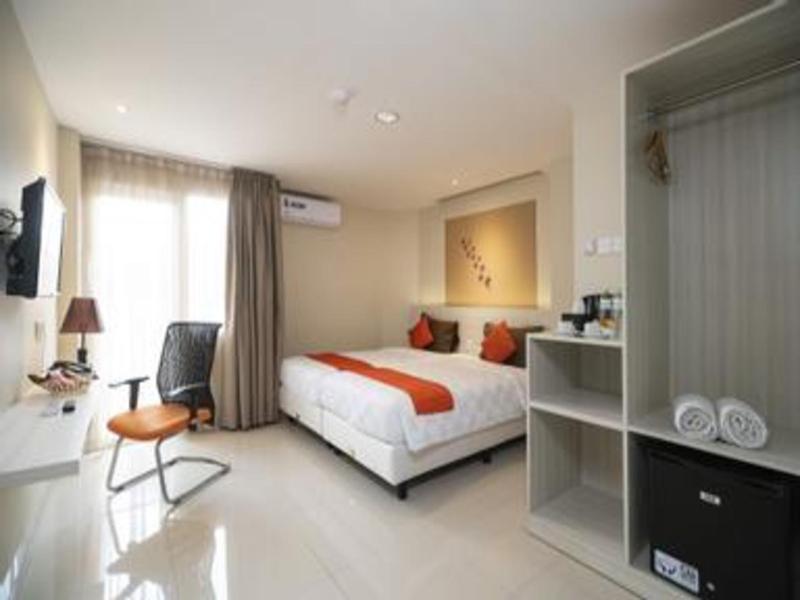 The Gloria Suites Grogol, Jakarta image