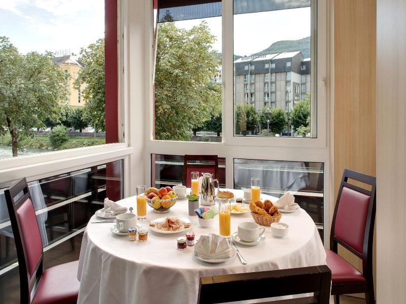 Beau Site Hotel image