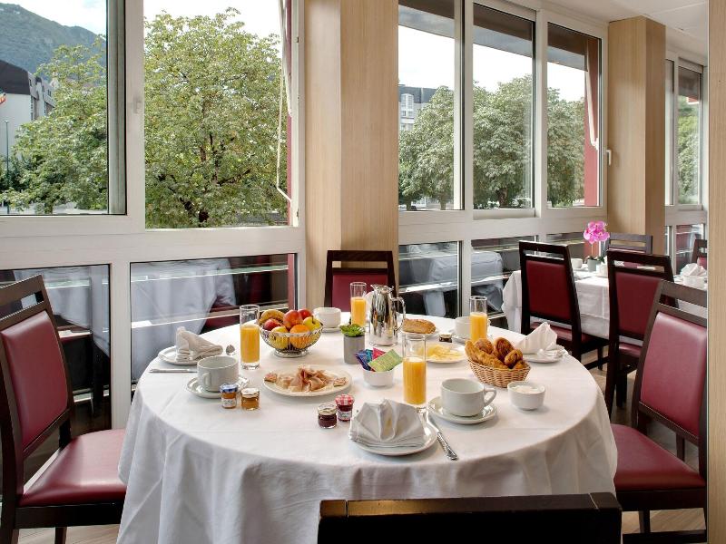 Beau Site Hotel image