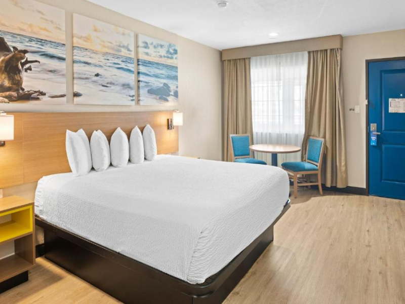 Days Inn by Wyndham San Diego-East/El Cajon image