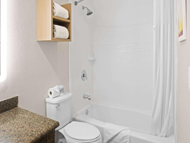Days Inn by Wyndham San Diego-East/El Cajon image