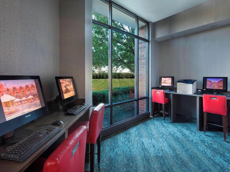 Sheraton Suites Philadelphia Airport image