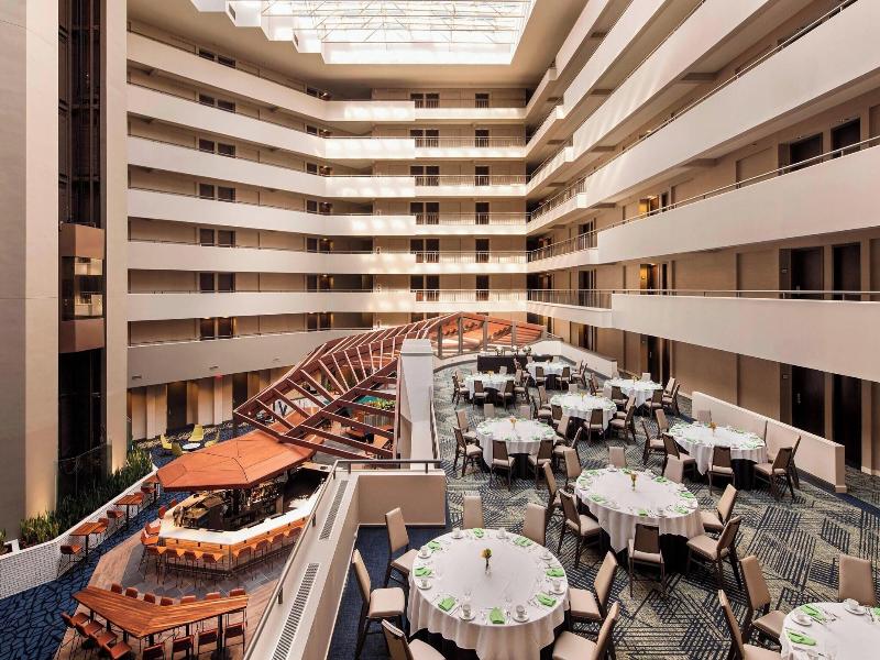 Sheraton Suites Philadelphia Airport image