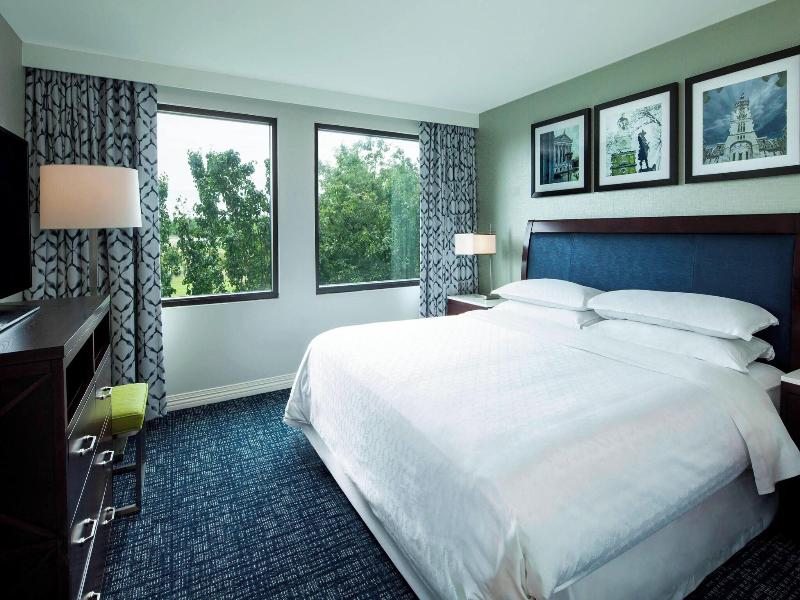Sheraton Suites Philadelphia Airport image