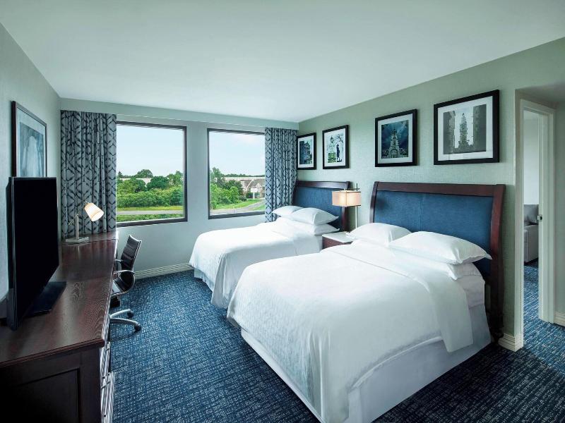 Sheraton Suites Philadelphia Airport image