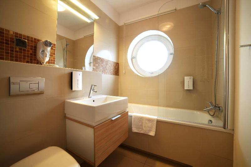 Golden Tulip Miedzyzdroje Residence image