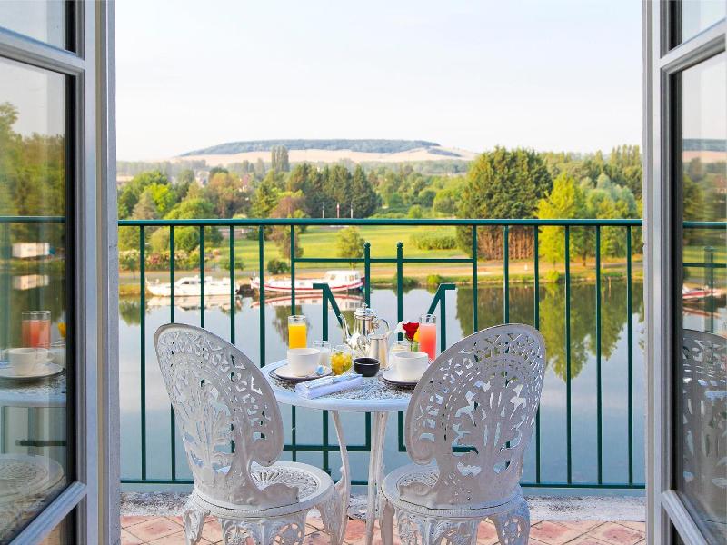 La Cote Saint Jacques image