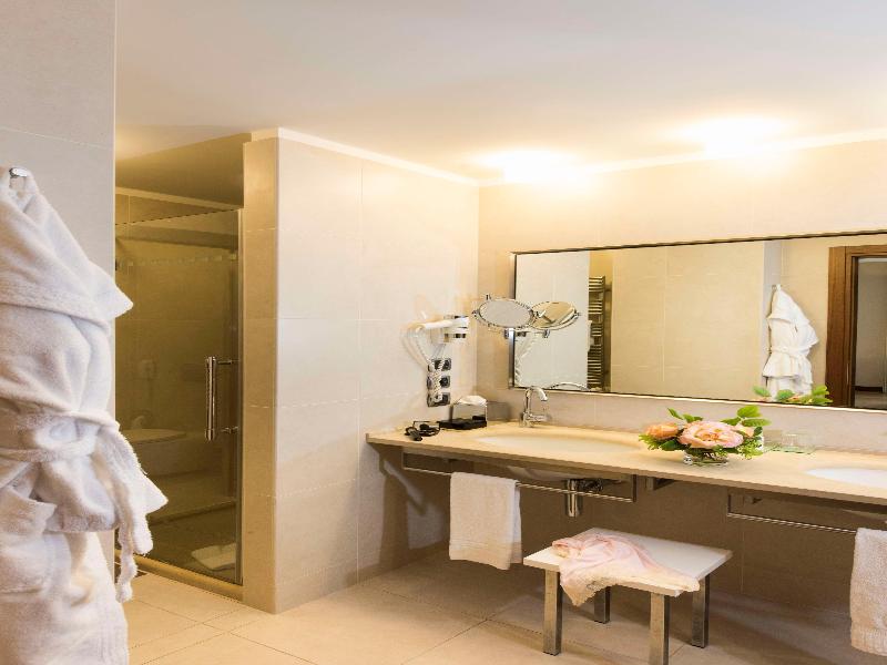 Best Western Premier BHR Treviso Hotel image