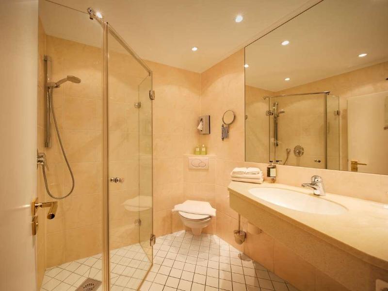 Romantik Hotel Fuchsbau image
