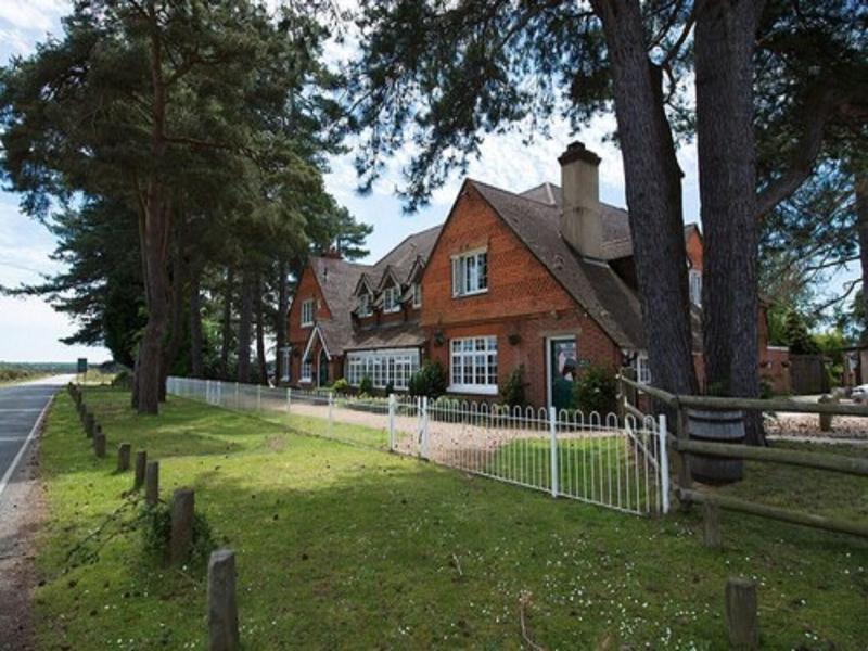 Beaulieu Hotel image