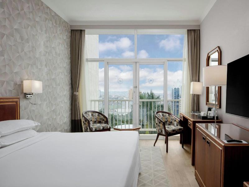 Sheraton Kampala Hotel image