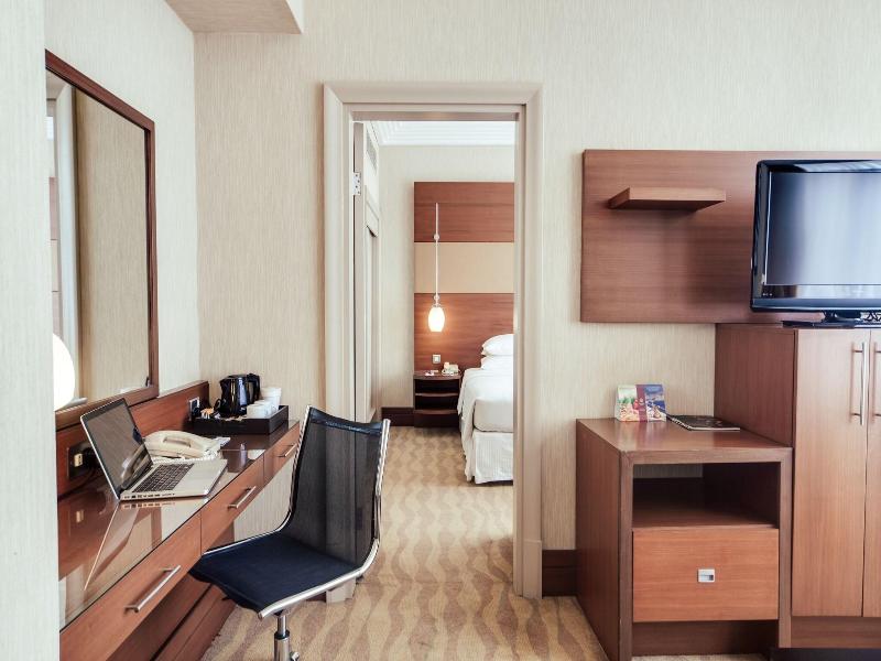 Sheraton Kampala Hotel image